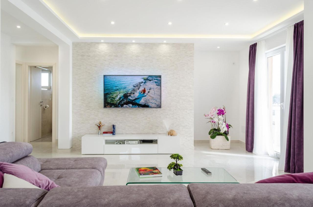 Antea Apartment Prižba Dış mekan fotoğraf