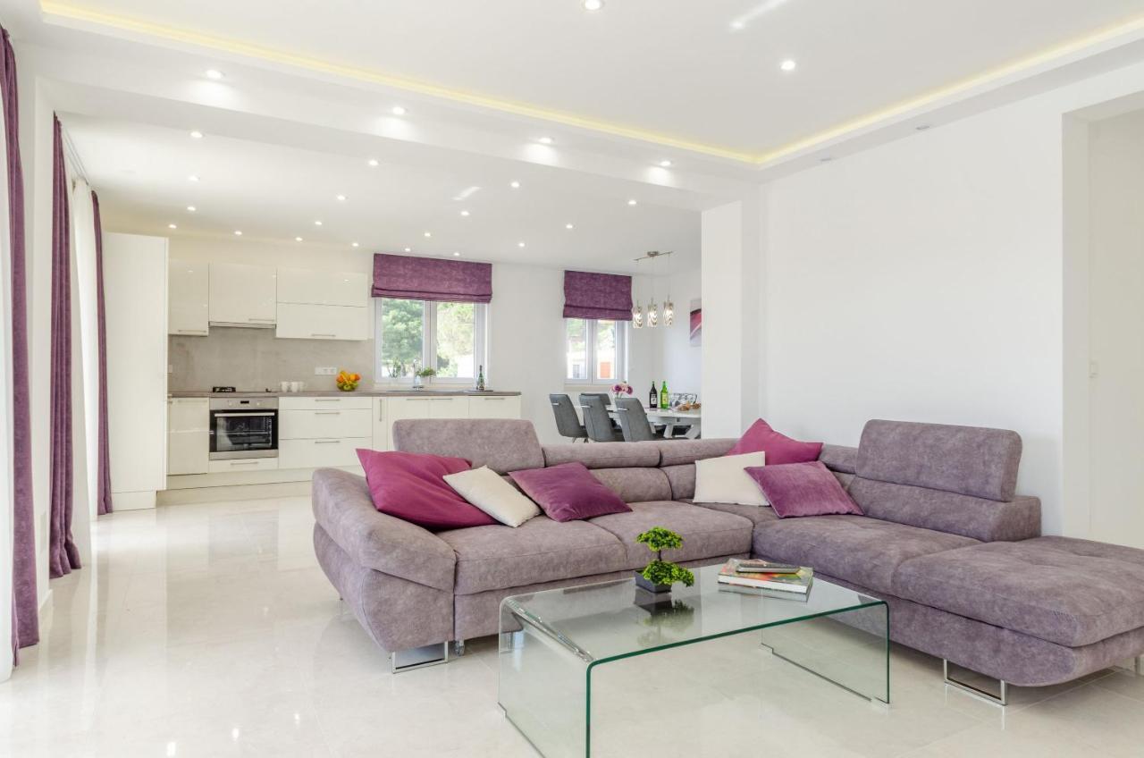 Antea Apartment Prižba Dış mekan fotoğraf