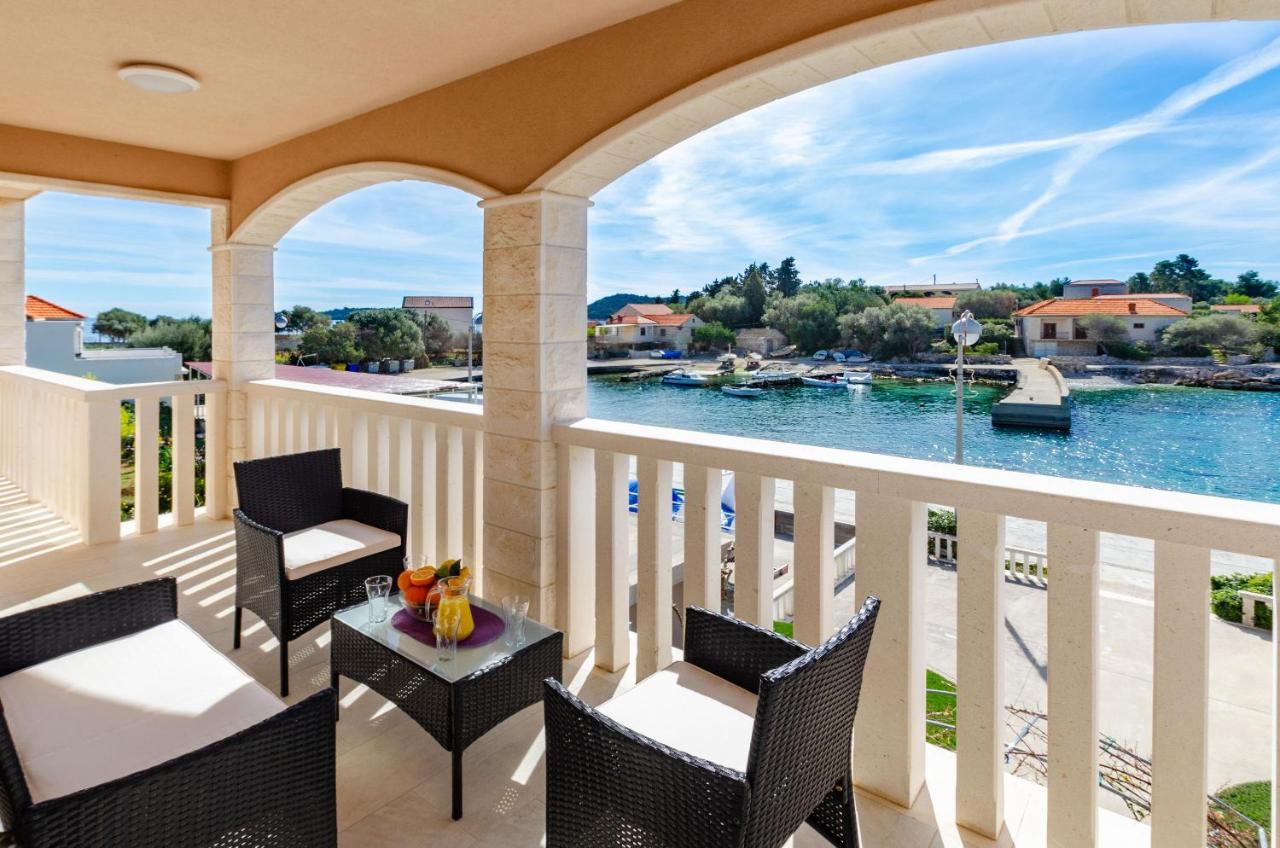 Antea Apartment Prižba Dış mekan fotoğraf