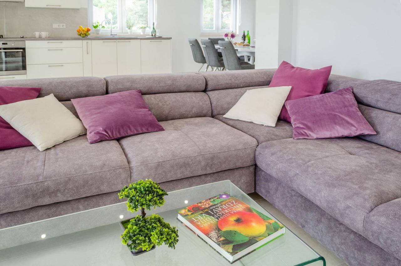 Antea Apartment Prižba Dış mekan fotoğraf