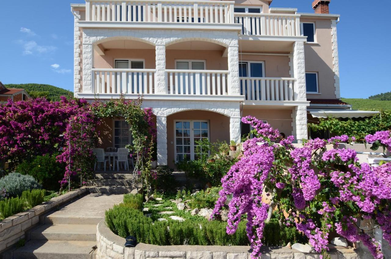 Antea Apartment Prižba Dış mekan fotoğraf