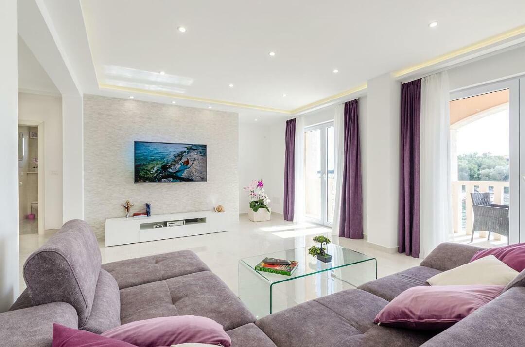 Antea Apartment Prižba Dış mekan fotoğraf